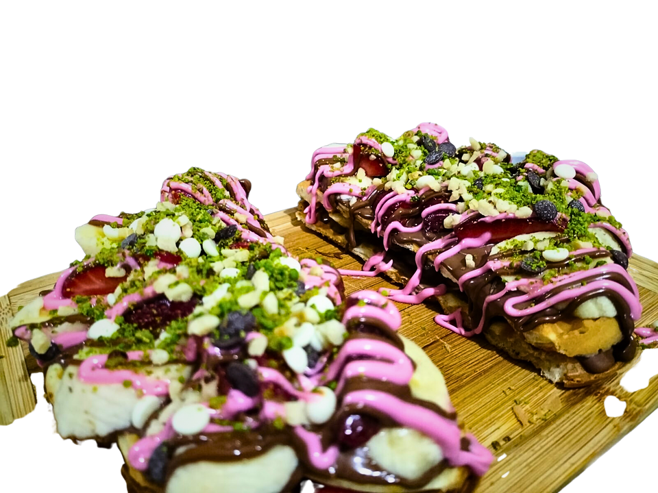 Waffle Dünyasında Fark Yaratan Adres: Lara Waffle.  Yoksa siz hala denemediniz mi? Antalya'nın en kaliteli waffle adresi.