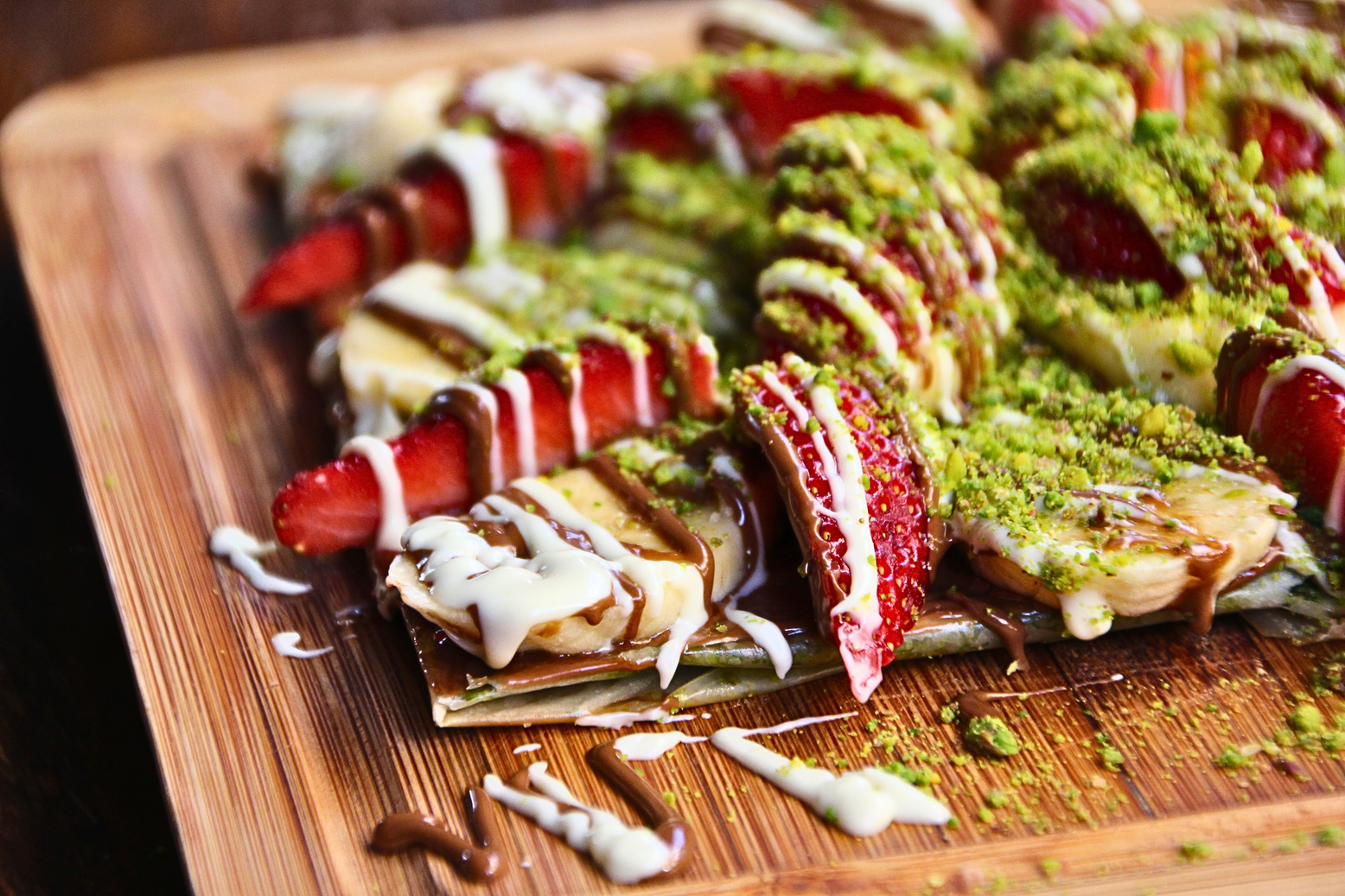 Waffle Katmer, Tatlı Deneyimin Yeni Yıldızı. Lezzetin sınırlarını zorlamaya hazır mısınız? WaffleKatmer ile tanışın, tatlı dünyasında unutulmaz bir yolculuğa çıkın. Bir Lara Waffle efsanesi